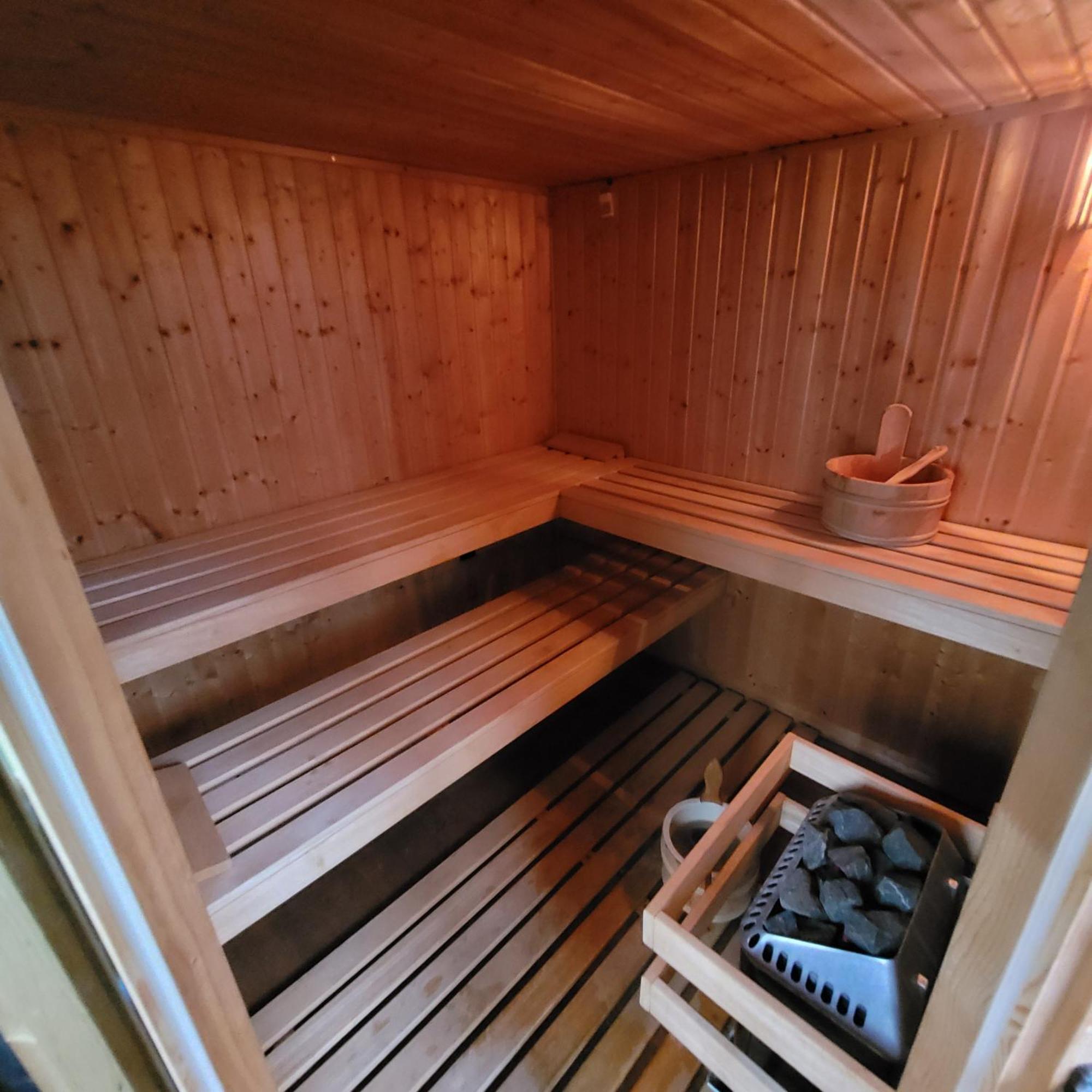 Oemoemenoe - 6 Pers - Sauna - Grote Tuin & Privacy Kortgene Eksteriør bilde